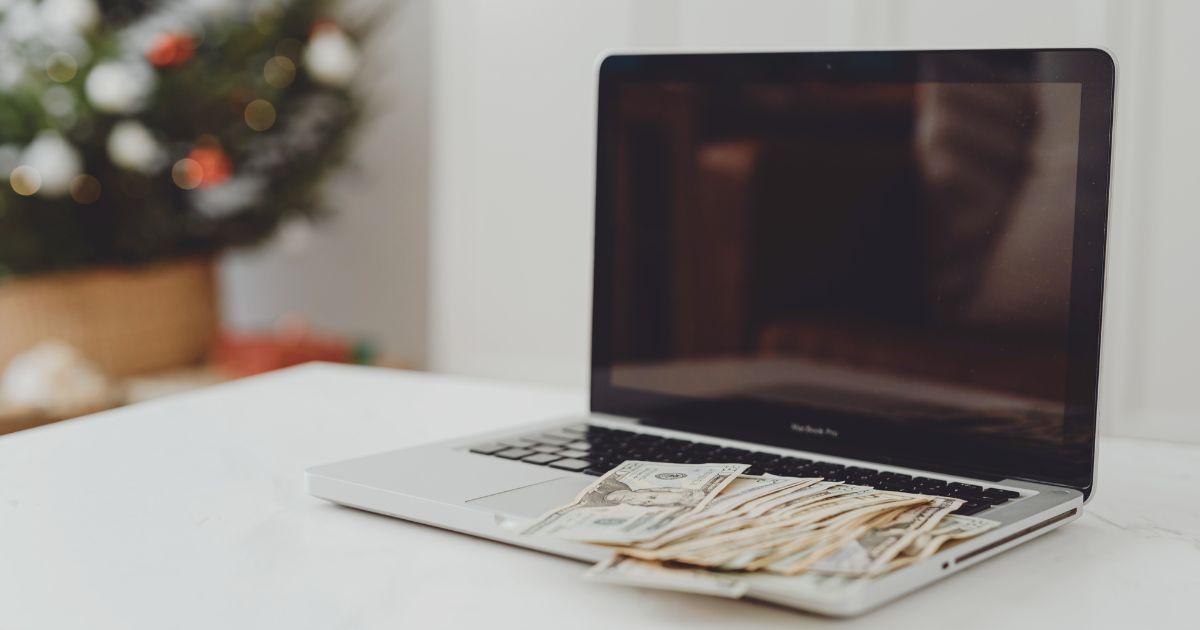 laptop of a digital nomad with a salary on it