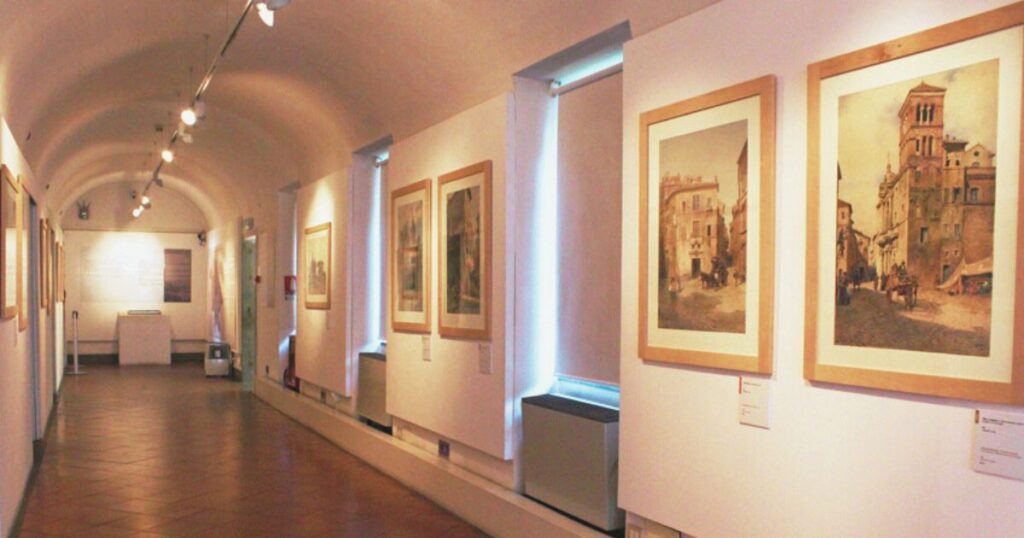 interior del Museo di Roma in Trastevere
