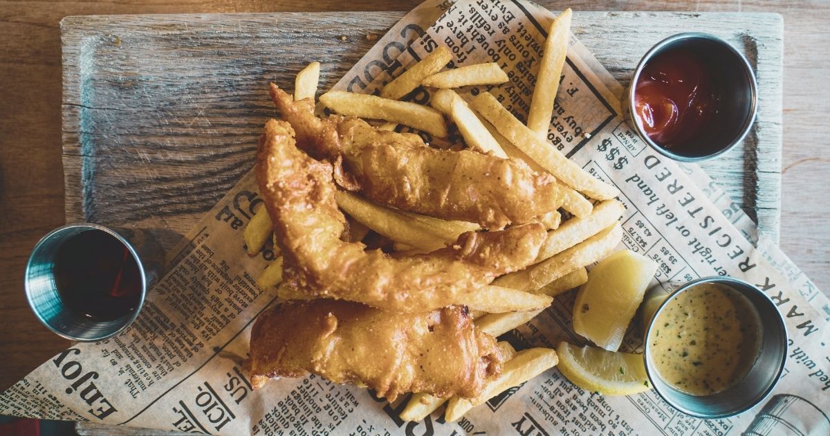 fish & chips, uno de los platos tipicos de Reino Unido