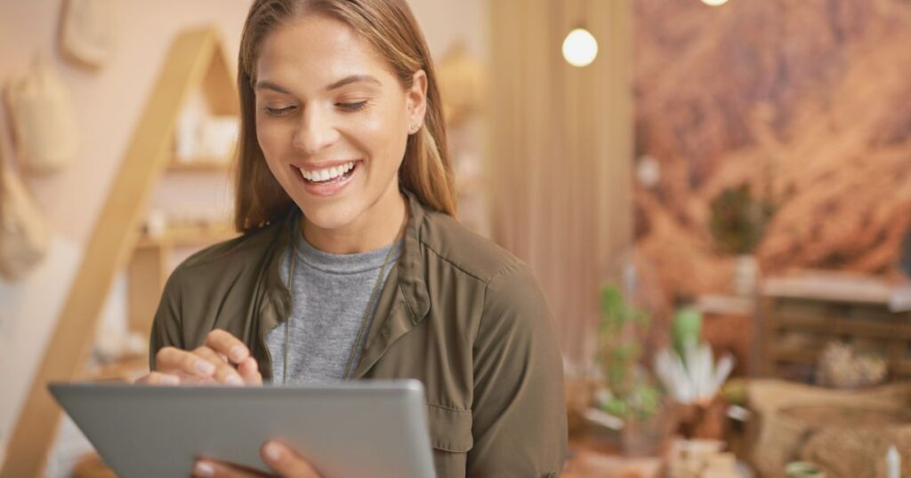 woman shopping in an online store in Spain