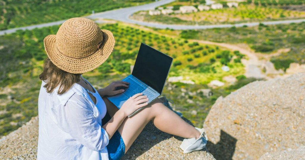 Nómadas digitales: Conoce tus obligaciones tributarias en Italia