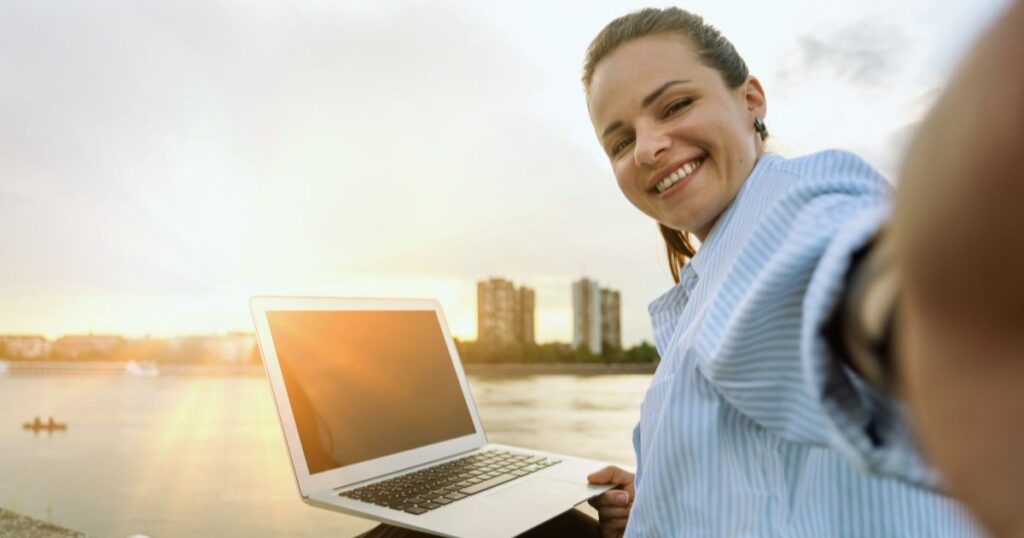 Nomadic life made easy with the right tools