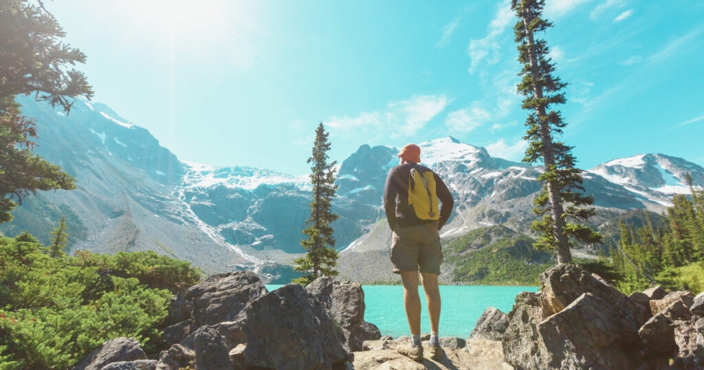 digital nomad man exploring the nature in canada