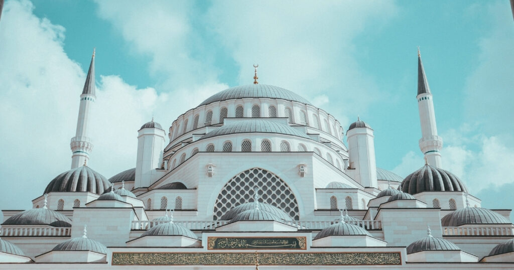 aprende a expresarte en redes sociales cuando estés en Turquia