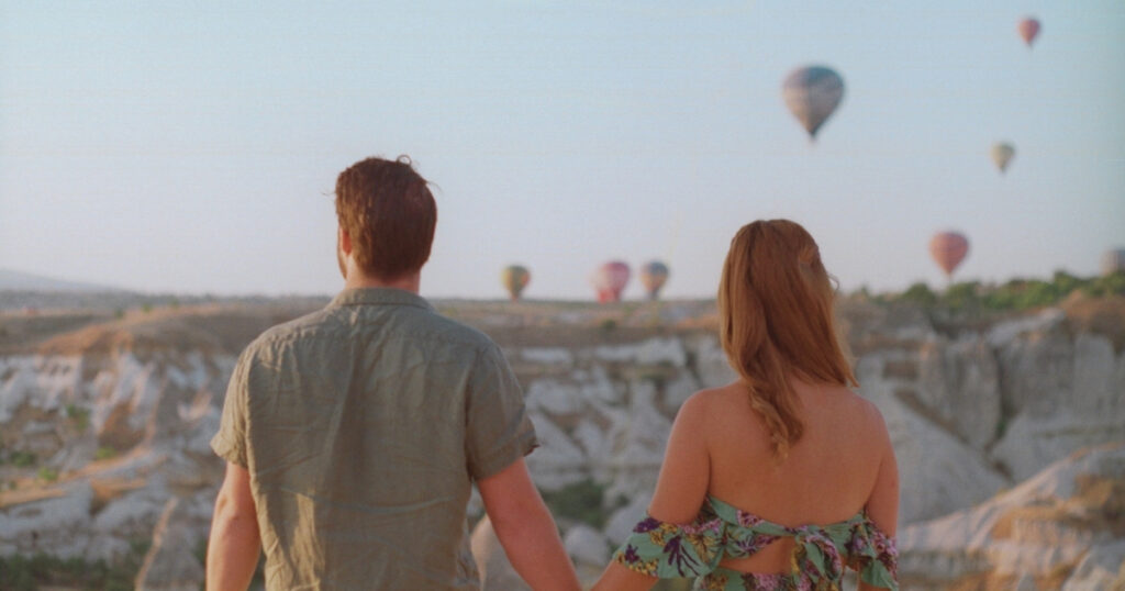 digital nomad couple traveling in Turkey