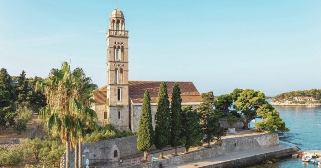 hermoso paisaje en Hvar, Croacia