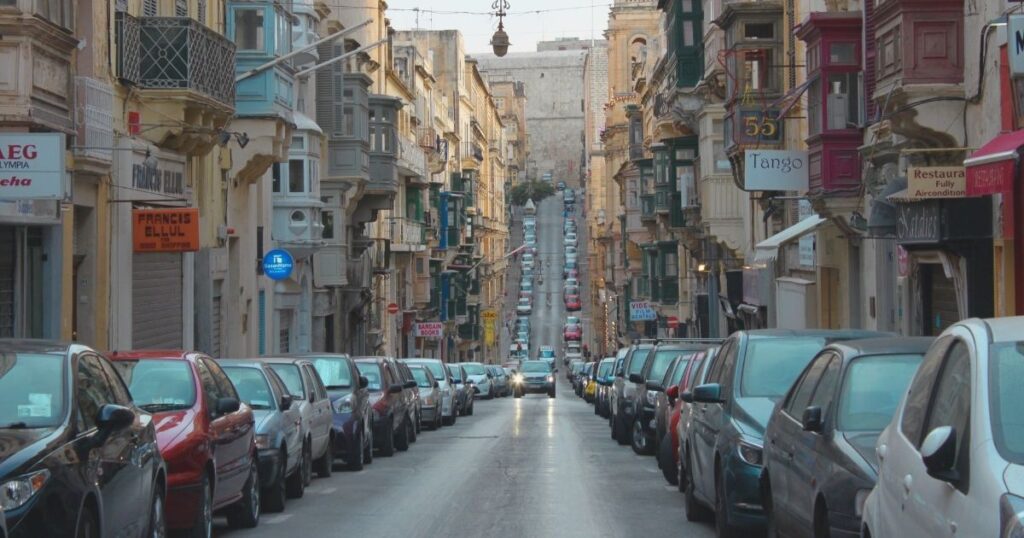 coches en calle en Portugal