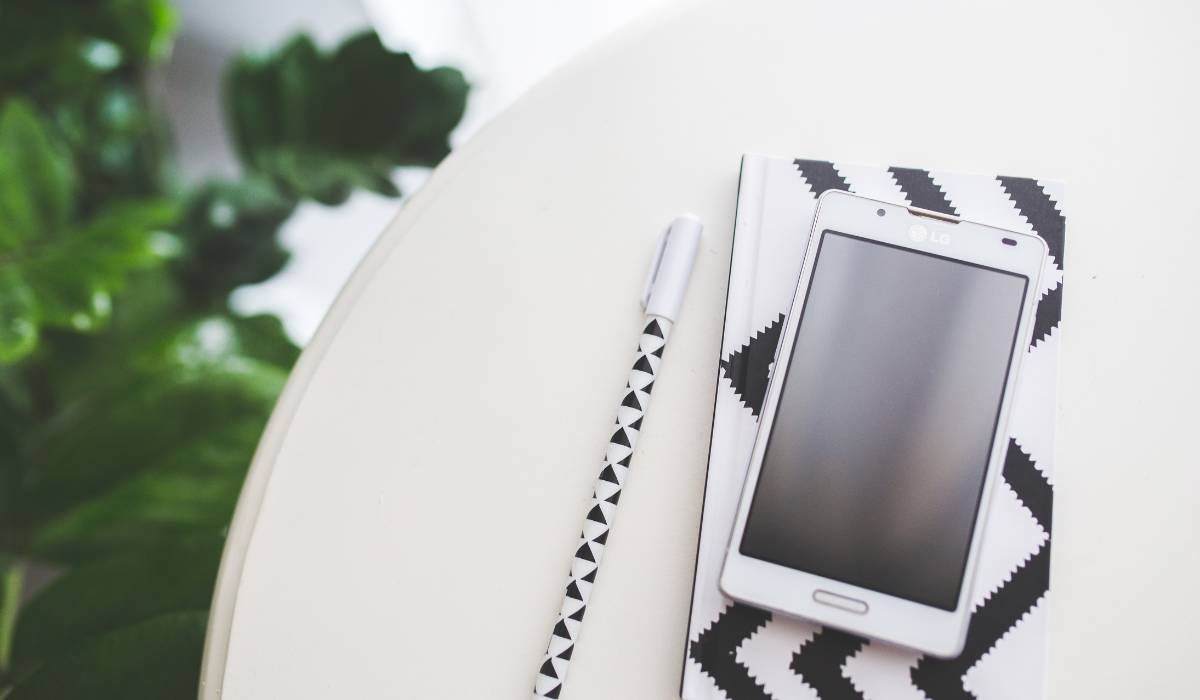 Diferencias y beneficios entre Yesim vs Maya Mobile