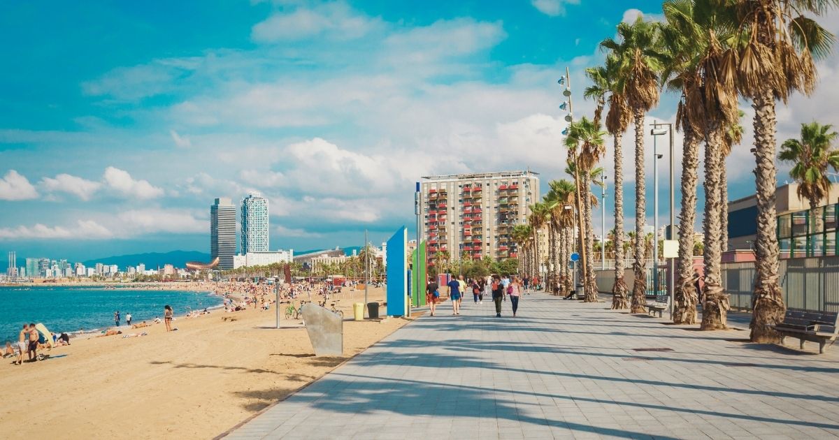 beautiful view of a beach in Barcelona to live as a digital nomad