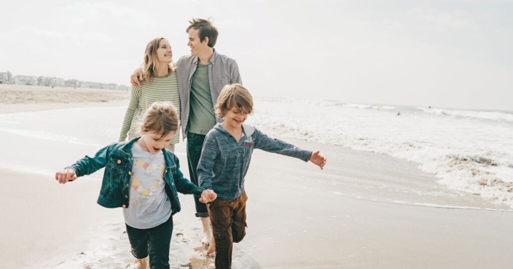 familia viajando con niños como nomadas digitales