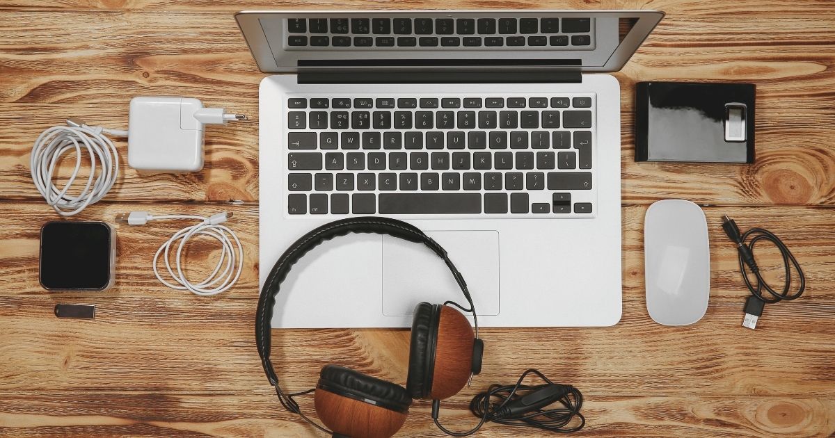 digital nomad work tools