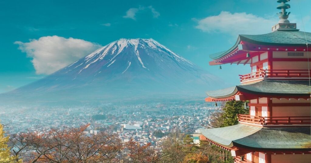 hermoso paisaje de montaña en Japon