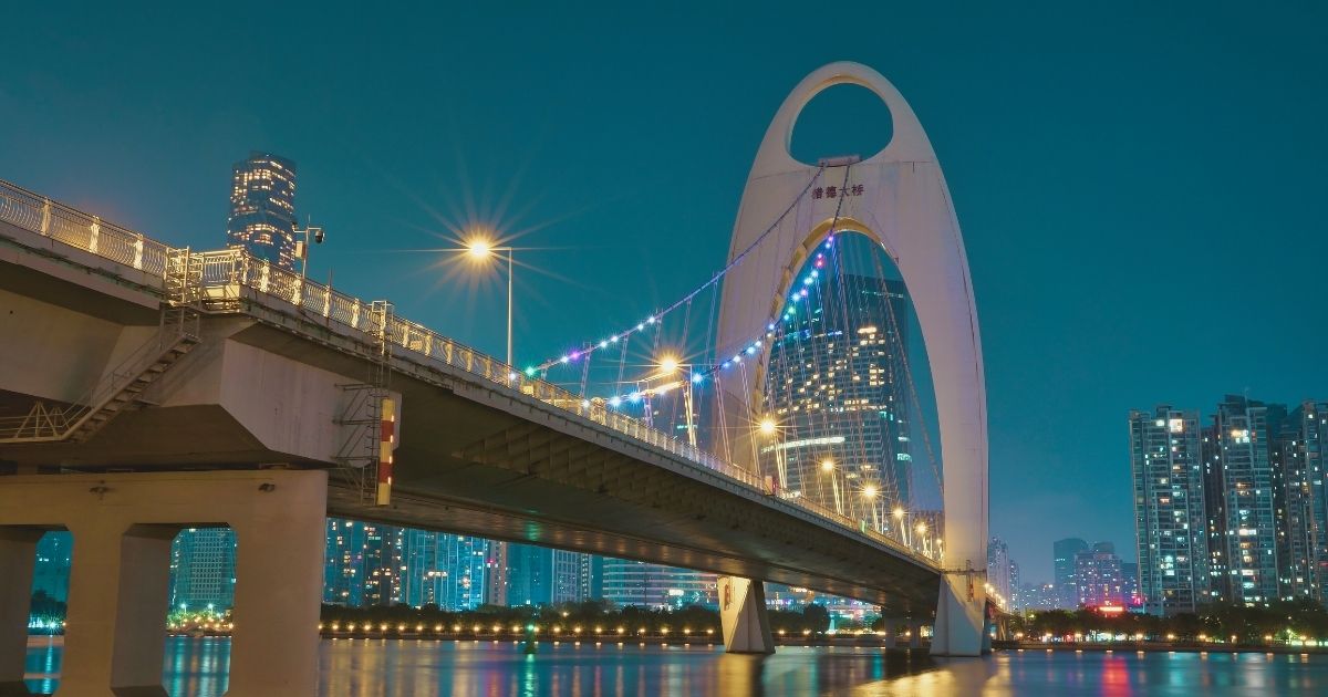 hermoso paisaje de puente en China