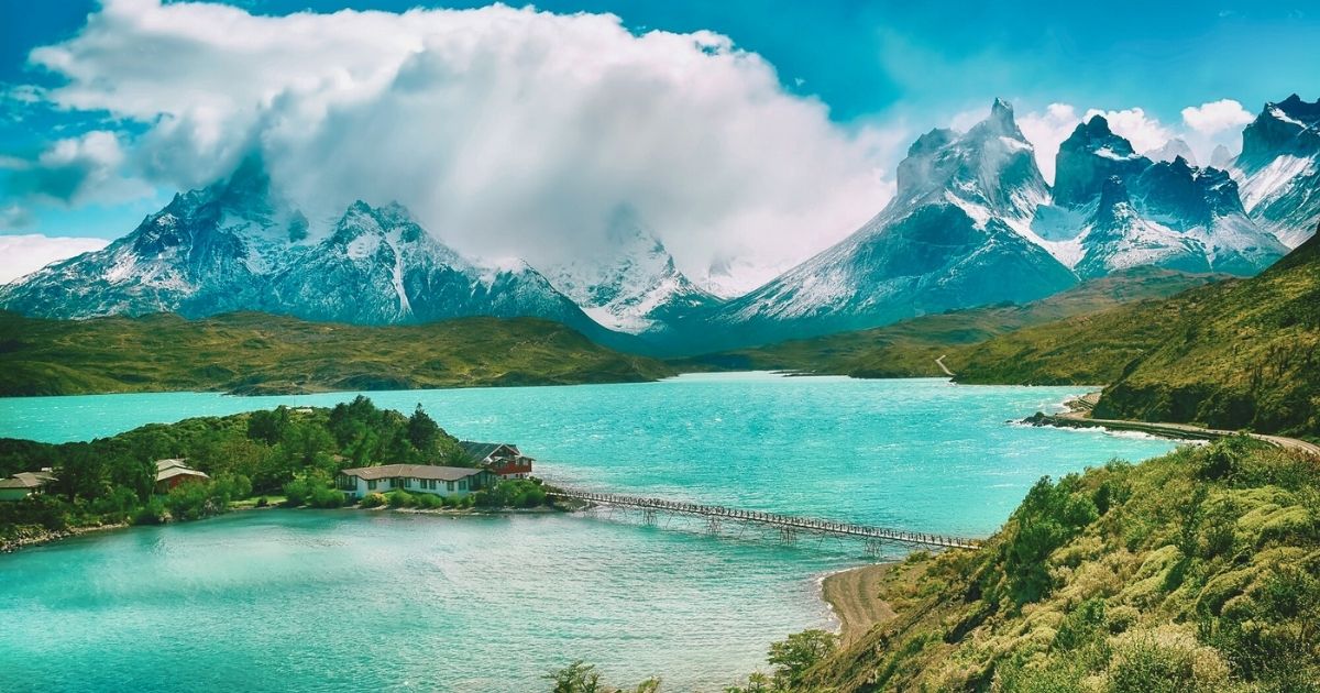 hermoso paisaje de montañas en Chile