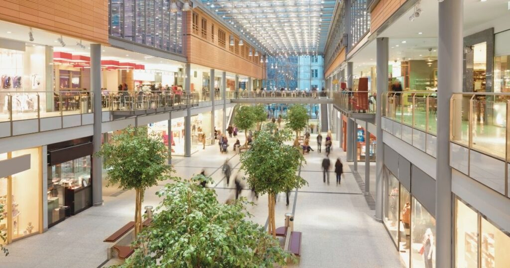 shopping mall in Gracia