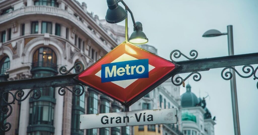 metro sign in Barcelona