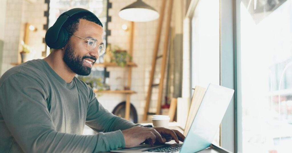 digital nomad man working from Bali
