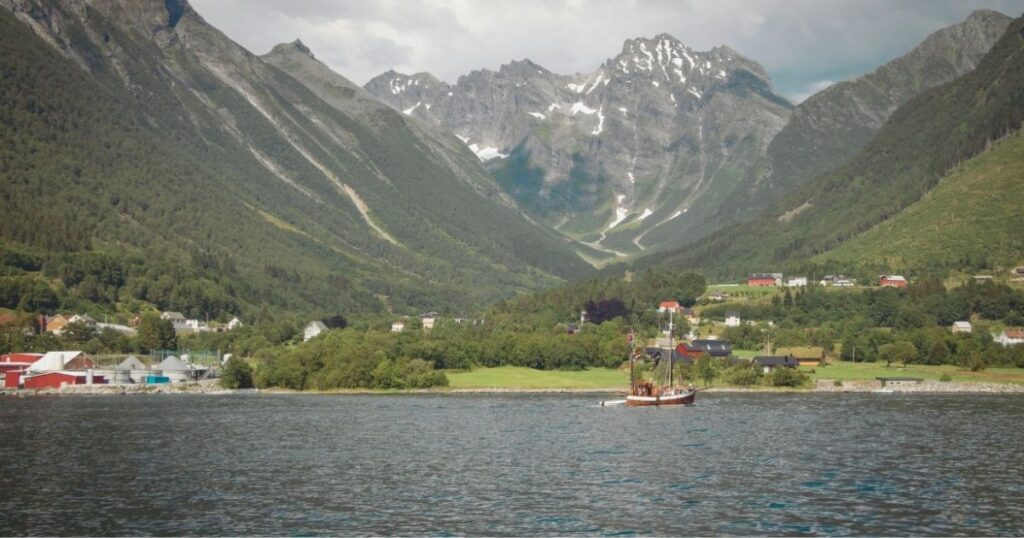 vista de las montañas en Noruega