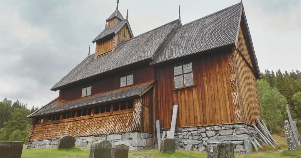 iglesia de madera, un patrimonio vikingo en Noruega