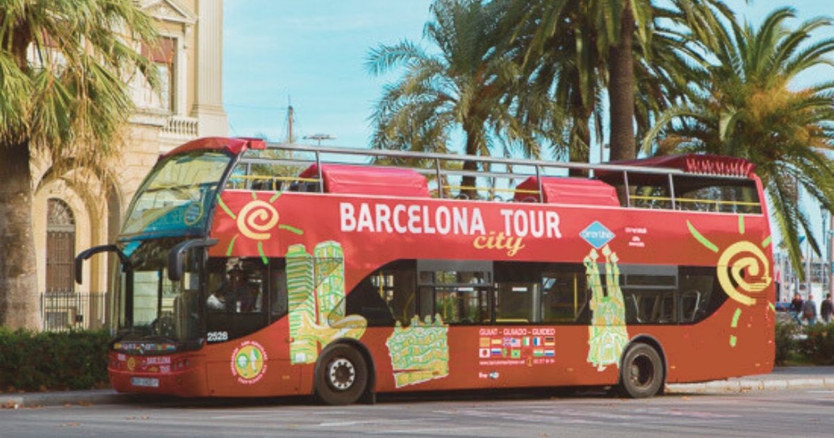 tourist bus tour in Barcelona