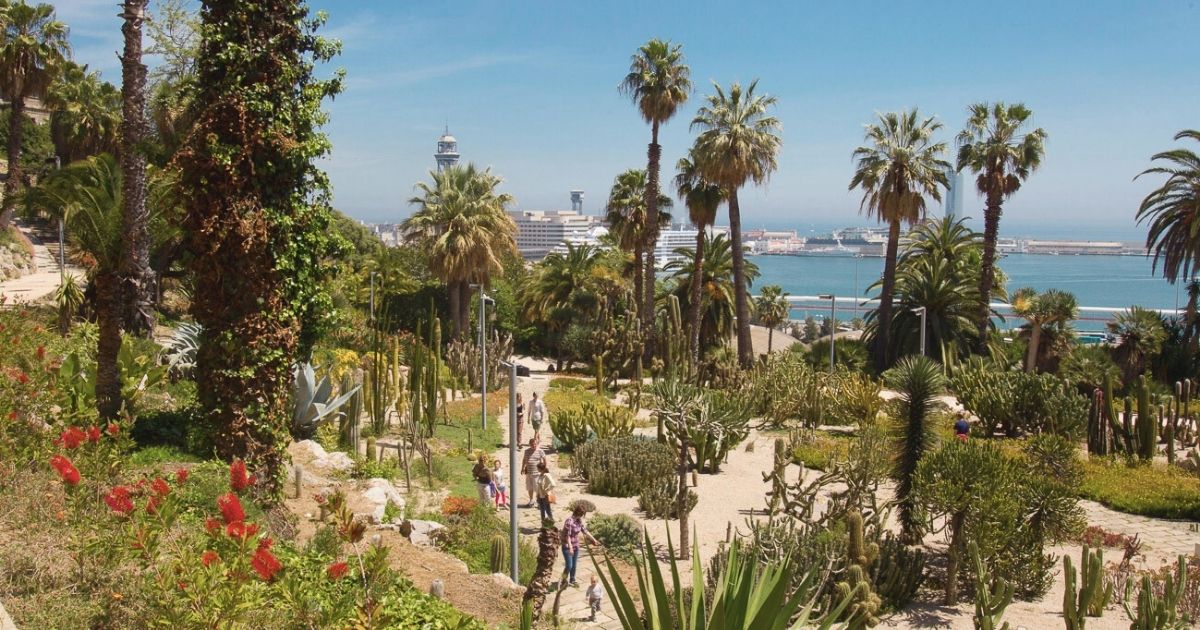 hermoso paisaje de El Jardín de Mossèn Costa i Llobera en Barcelona