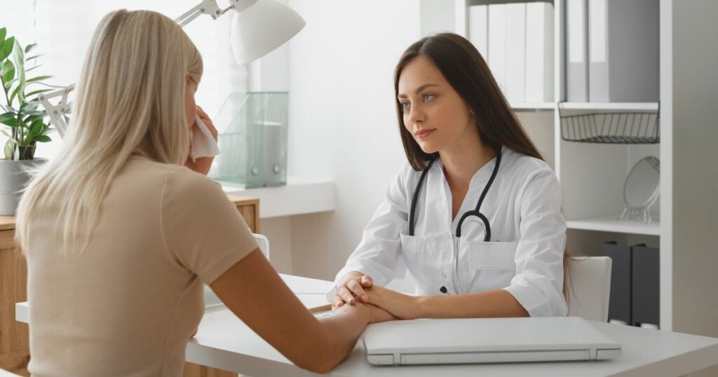 mujer enferma utilizando el seguro medico en Republica Checa