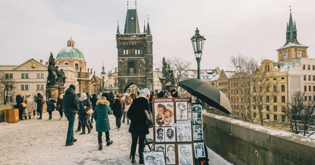 turistas paseando en Republica Checa